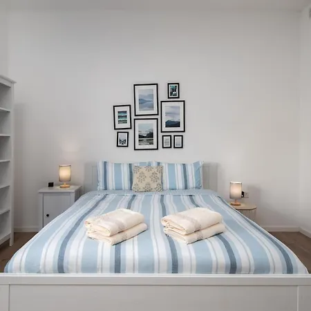 Apartment Family-friendly Spacious Townhouse With Garden - Close To Airport *