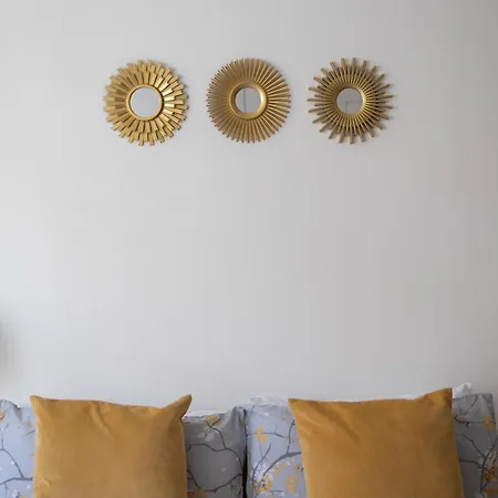 Family-friendly Spacious Townhouse With Garden - Close To Airport