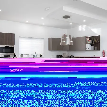 Appartement Family-friendly Spacious Townhouse With Garden - Close To Airport