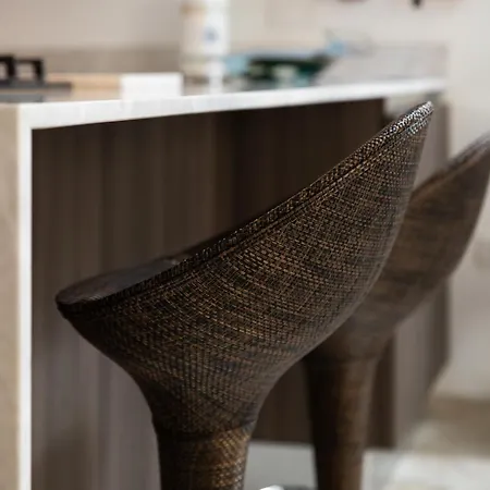 Family-friendly Spacious Townhouse With Garden - Close To Airport