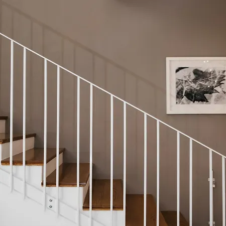 Apartament Family-friendly Spacious Townhouse With Garden - Close To Airport *