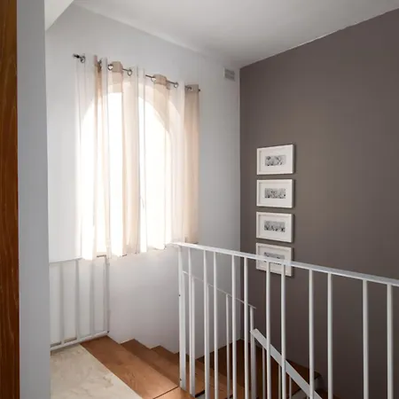 Apartman Family-friendly Spacious Townhouse With Garden - Close To Airport Gudja