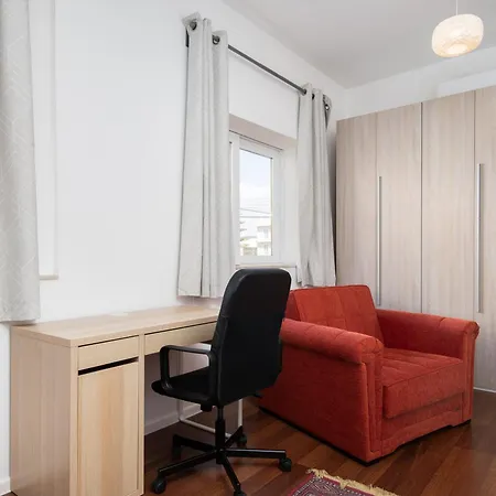 Apartment Family-friendly Spacious Townhouse With Garden - Close To Airport *
